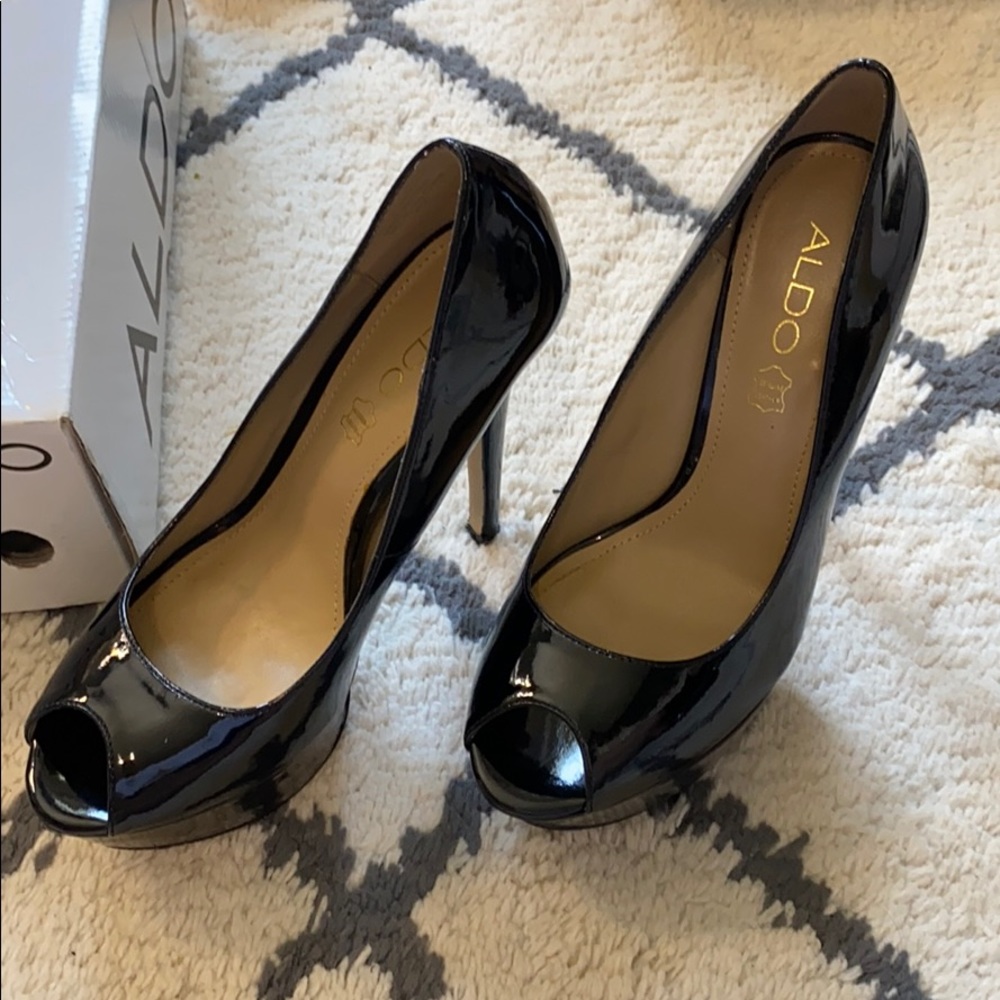 Aldo size 7 heels patent black